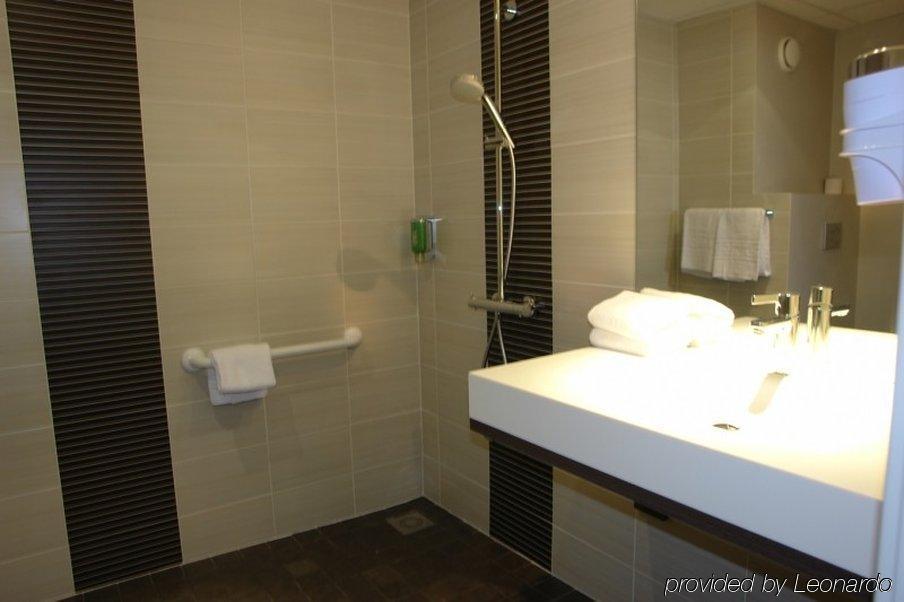 Brit Hotel Vannes-Theix Exterior photo