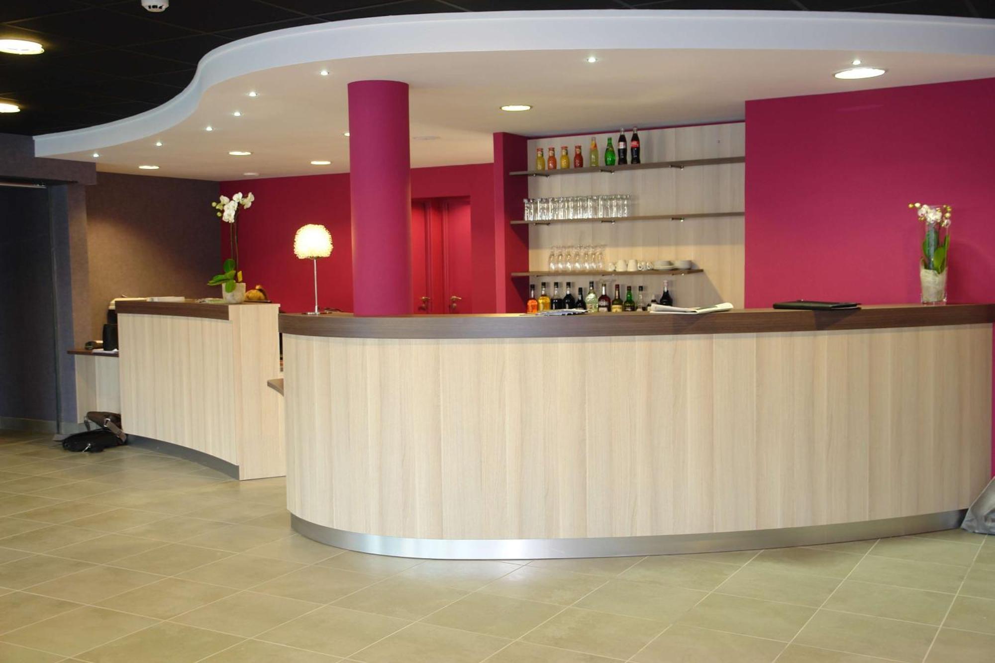 Brit Hotel Vannes-Theix Exterior photo