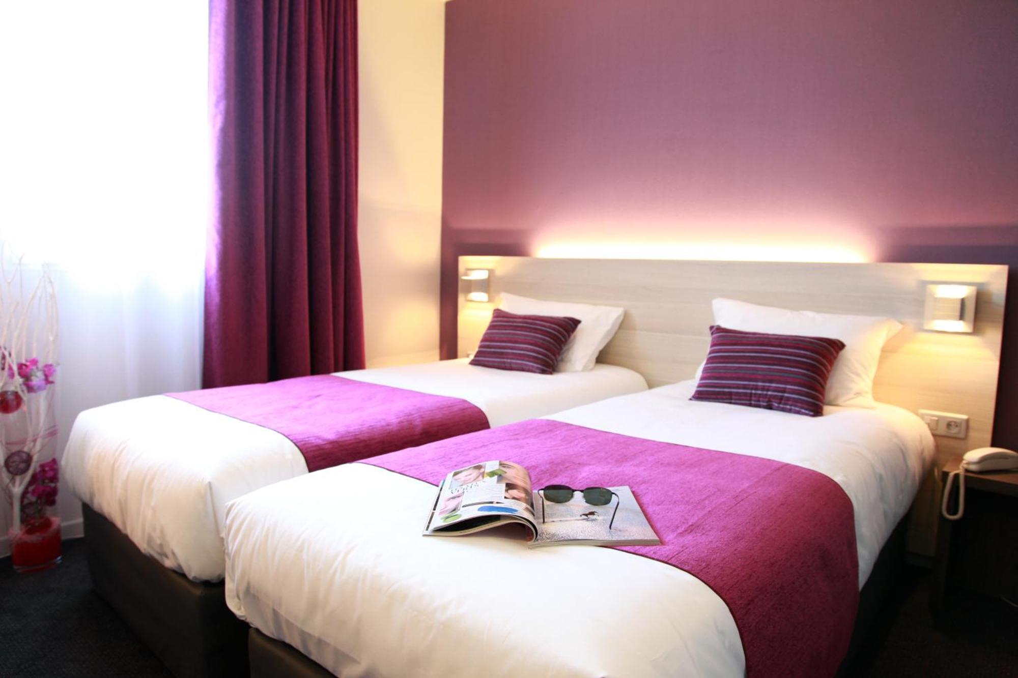 Brit Hotel Vannes-Theix Exterior photo