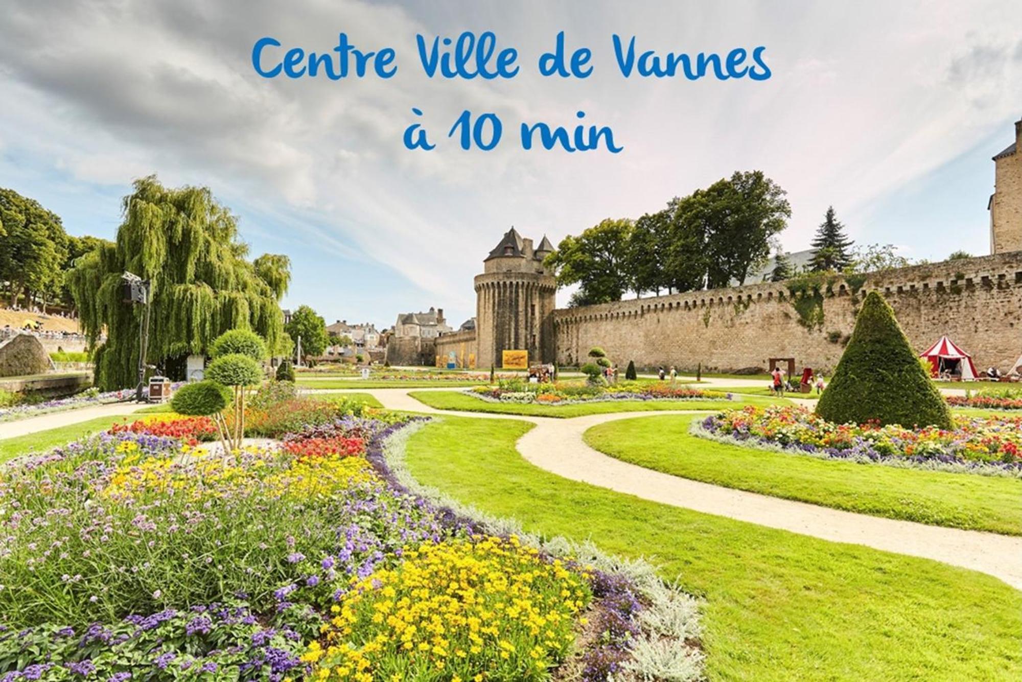 Brit Hotel Vannes-Theix Exterior photo